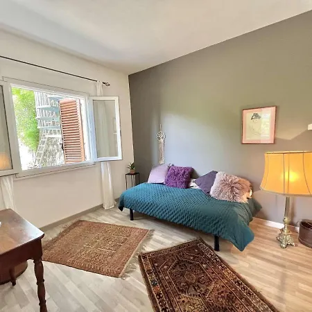 T4 Renove A Proximite Du Centre, Calme - Fr-1-61-593 Apartment *